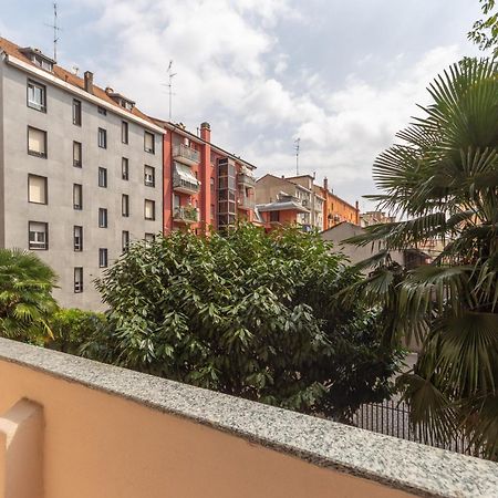 Vittoria-Duomo 15 Minuti Apartment Milan Bagian luar foto