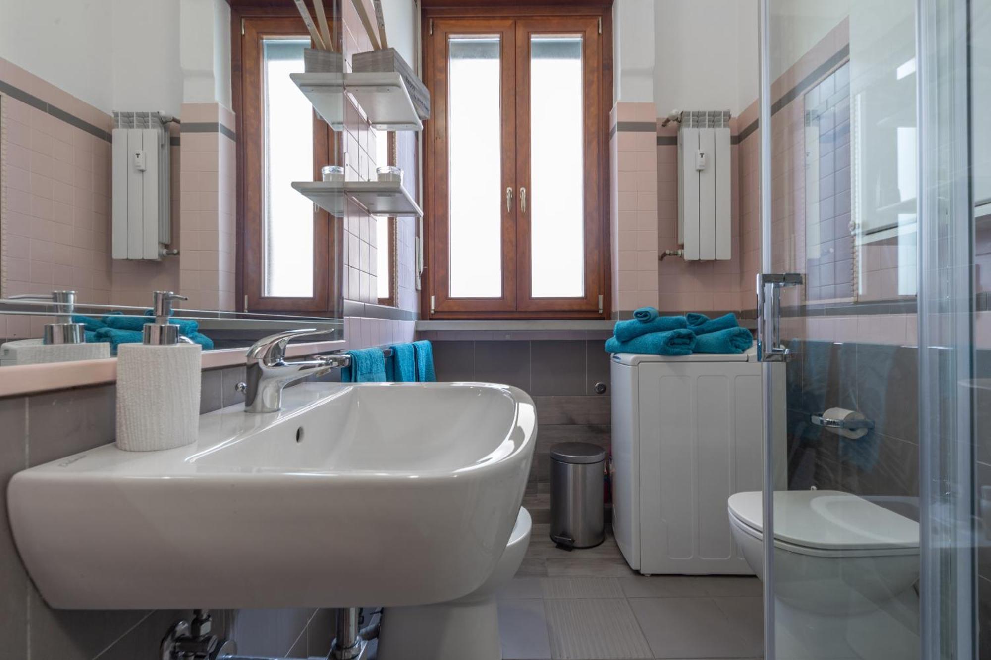 Vittoria-Duomo 15 Minuti Apartment Milan Bagian luar foto