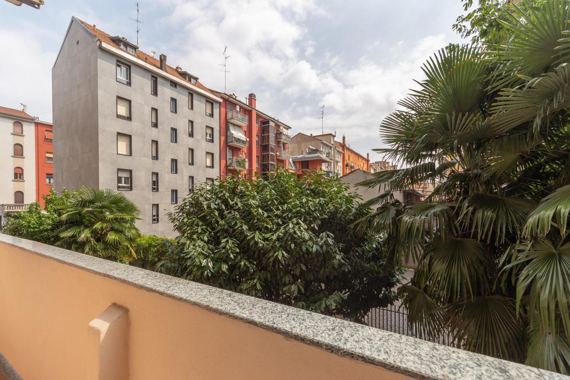 Vittoria-Duomo 15 Minuti Apartment Milan Bagian luar foto